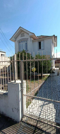 Casa com 4 Quartos à Venda, 200 m² em Centro - Tijucas