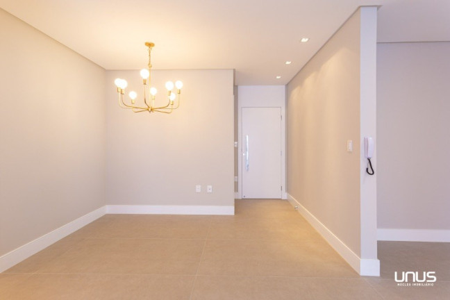 Imagem Apartamento com 3 Quartos à Venda, 121 m² em Kobrasol - São José