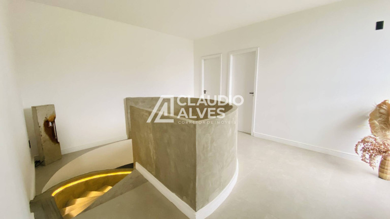 Imagem Casa com 3 Quartos à Venda, 300 m² em Sim - Feira De Santana Imagem Casa com 3 Quartos à Venda, 300 m² em Sim - Feira De Santana