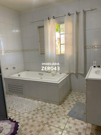 Imagem Casa com 3 Quartos à Venda, 150 m² em Maria Lúcia - Londrina Imagem Casa com 3 Quartos à Venda, 150 m² em Maria Lúcia - Londrina