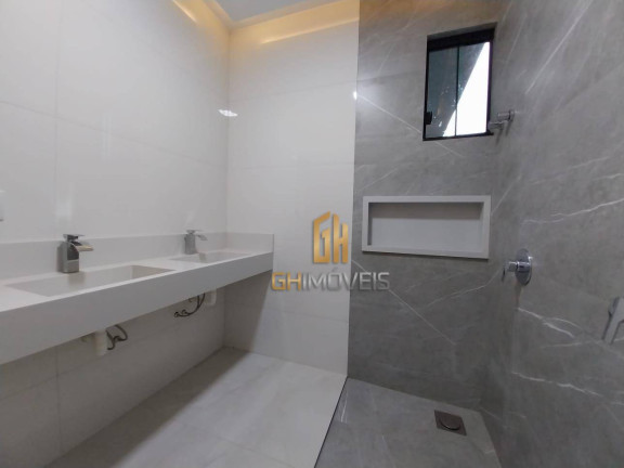 Imagem Casa com 3 Quartos à Venda, 185 m² em Parque Das Flores - Goiânia Imagem Casa com 3 Quartos à Venda, 185 m² em Parque Das Flores - Goiânia