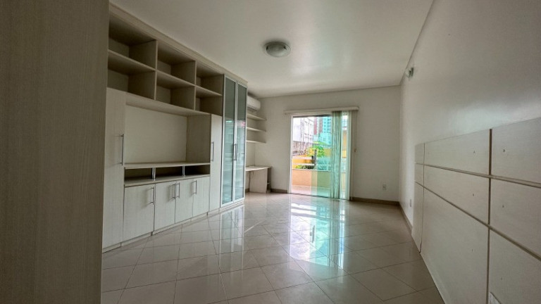 Imagem Casa com 4 Quartos à Venda, 263 m² em Ponta Negra - Manaus Imagem Casa com 4 Quartos à Venda, 263 m² em Ponta Negra - Manaus