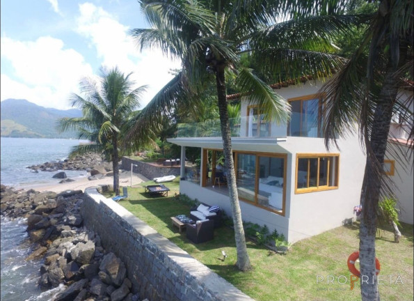 Imagem Casa de Condomínio com 5 Quartos à Venda, 2.500 m² em Centro - Mangaratiba