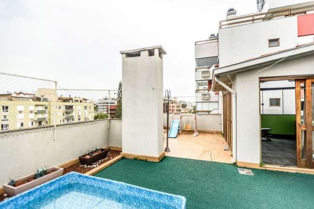 Imagem Cobertura com 3 Quartos à Venda, 241 m² em Jardim Lindóia - Porto Alegre Imagem Cobertura com 3 Quartos à Venda, 241 m² em Jardim Lindóia - Porto Alegre