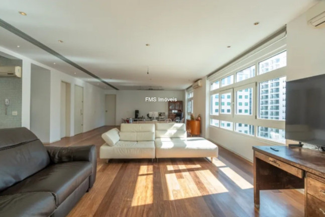Imagem Imóvel com 3 Quartos à Venda, 239 m² em Jardim Paulista - São Paulo Imagem Imóvel com 3 Quartos à Venda, 239 m² em Jardim Paulista - São Paulo
