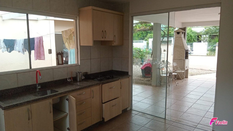 Imagem Casa com 3 Quartos à Venda, 278 m² em Campeche - Florianópolis Imagem Casa com 3 Quartos à Venda, 278 m² em Campeche - Florianópolis