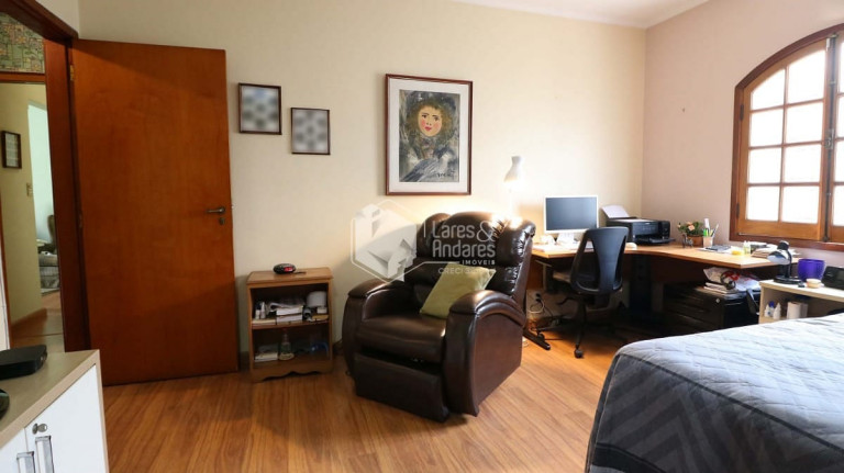 Imagem Casa com 3 Quartos à Venda, 181 m² em Parque Jabaquara - São Paulo Imagem Casa com 3 Quartos à Venda, 181 m² em Parque Jabaquara - São Paulo