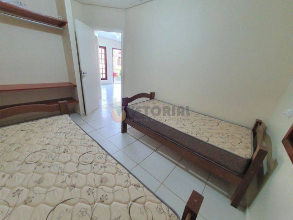 Imagem Casa de Condomínio com 2 Quartos à Venda, 60 m²