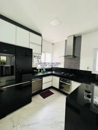 Imagem Casa com 4 Quartos para Alugar, em Alphaville - Santana De Parnaíba Imagem Casa com 4 Quartos para Alugar, em Alphaville - Santana De Parnaíba