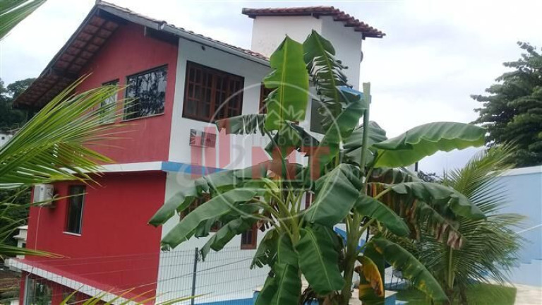 Imagem Casa com 3 Quartos à Venda, 320 m² em Pendotiba - Niterói