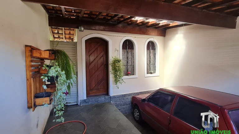 Imagem Casa com 1 Quarto à Venda, 125 m² em Vila Flora - Bragança Paulista Imagem Casa com 1 Quarto à Venda, 125 m² em Vila Flora - Bragança Paulista