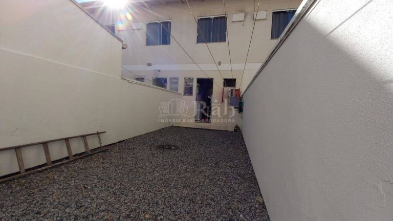 Imagem Sobrado com 2 Quartos à Venda, 71 m² em Centro - Camboriú
