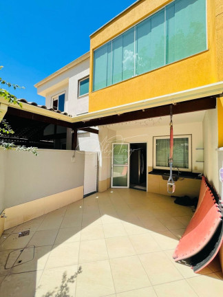 Imagem Casa com 5 Quartos à Venda, 300 m² em Parque Residencial Laranjeiras - Serra