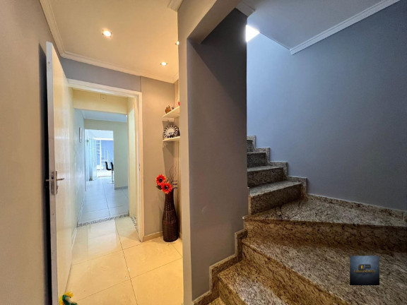 Imagem Casa com 3 Quartos à Venda, 171 m² em Jardim Jamaica - Santo André Imagem Casa com 3 Quartos à Venda, 171 m² em Jardim Jamaica - Santo André