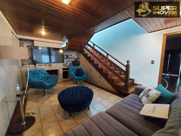 Imagem Casa com 4 Quartos à Venda, 360 m² em Centro - Pelotas
