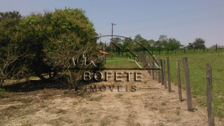 Imagem Imóvel com 2 Quartos à Venda, 20.000 m² em Rural - Bofete Imagem Imóvel com 2 Quartos à Venda, 20.000 m² em Rural - Bofete
