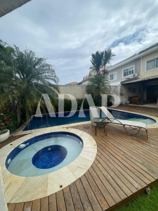Casa com 4 Quartos à Venda, 250 m² em Recreio Dos Bandeirantes - Rio De Janeiro
