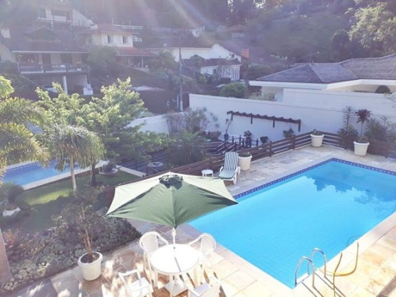 Imagem Casa com 4 Quartos à Venda, 500 m² em Comary - Teresópolis
