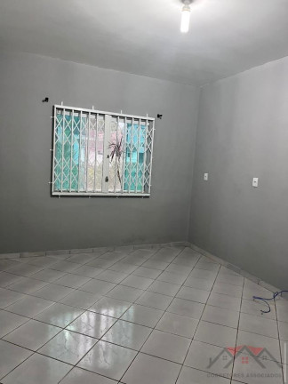Imagem Casa com 3 Quartos à Venda, 469 m² em São Marcos - Joinville