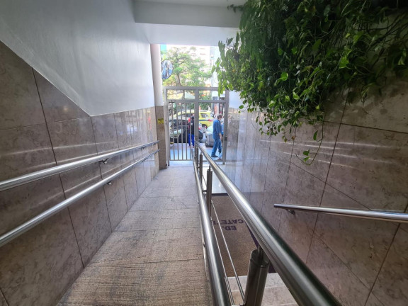 Imagem Apartamento com 1 Quarto à Venda,  em Catete - Rio De Janeiro