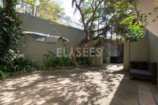 Imagem Sobrado com 4 Quartos à Venda, 679 m² em Cidade Jardim - São Paulo Imagem Sobrado com 4 Quartos à Venda, 679 m² em Cidade Jardim - São Paulo