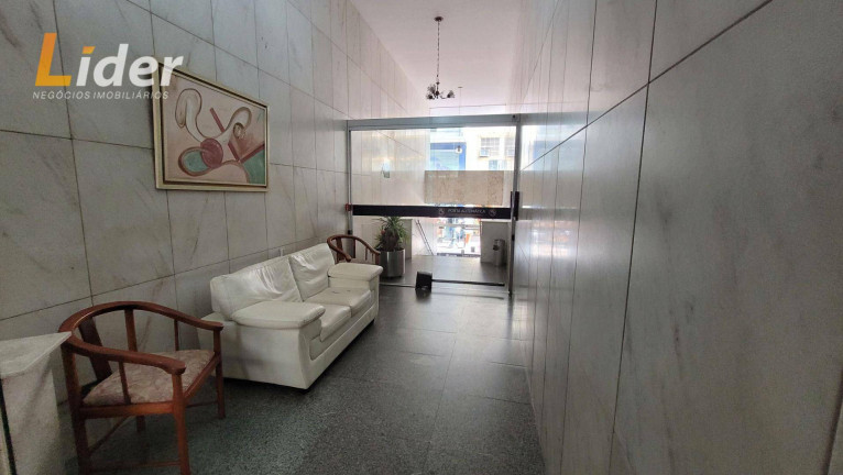 Imagem Apartamento com 2 Quartos à Venda, 70 m² em Centro - Juiz De Fora