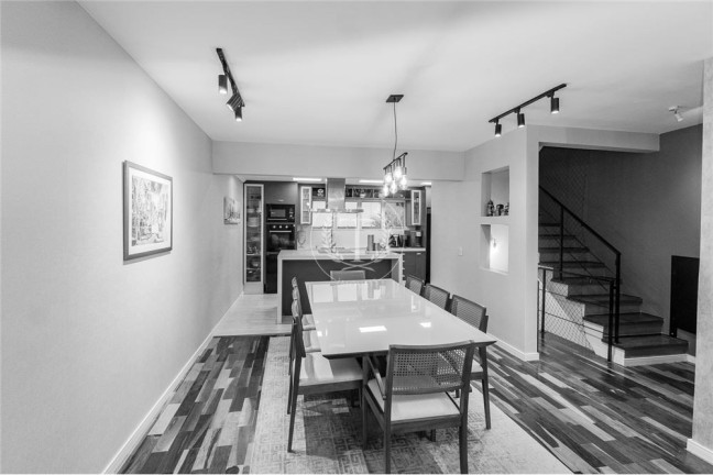 Imagem Casa com 3 Quartos à Venda, 204 m² em São Paulo Imagem Casa com 3 Quartos à Venda, 204 m² em São Paulo