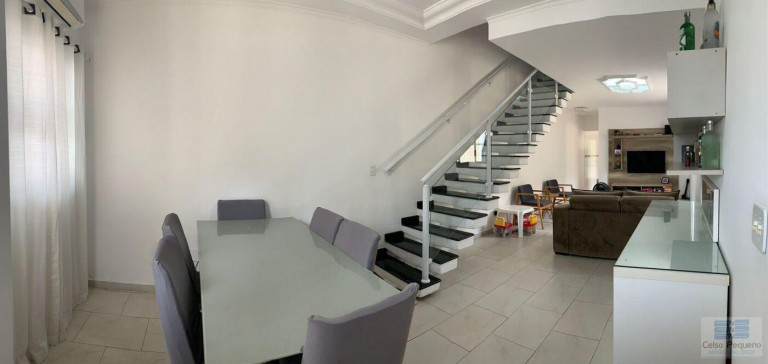 Imagem Casa com 3 Quartos à Venda, 101 m² em Guilhermina - Praia Grande Imagem Casa com 3 Quartos à Venda, 101 m² em Guilhermina - Praia Grande