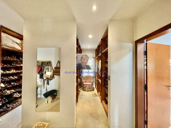 Imagem Casa com 5 Quartos à Venda, 923 m² em Vila Santo Antônio - Cotia Imagem Casa com 5 Quartos à Venda, 923 m² em Vila Santo Antônio - Cotia