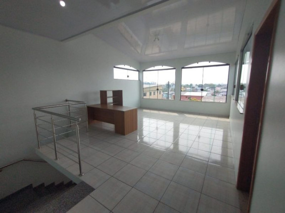 Imagem Casa com 3 Quartos à Venda, 213 m² em Parque 10 De Novembro - Manaus