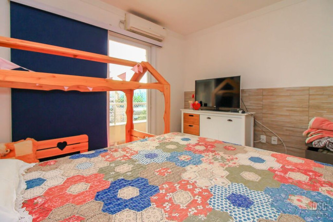 Imagem Casa com 3 Quartos à Venda, 120 m² em Guarujá - Porto Alegre Imagem Casa com 3 Quartos à Venda, 120 m² em Guarujá - Porto Alegre