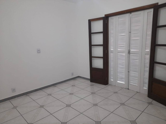 Imagem Sobrado com 3 Quartos à Venda, 225 m² em Alvinópolis - Atibaia