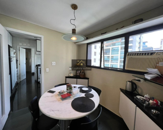 Imagem Apartamento com 4 Quartos à Venda, 220 m² em Itaim Bibi - São Paulo