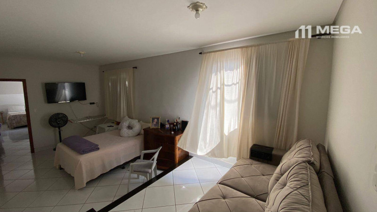 Imagem Apartamento com 3 Quartos à Venda, 579 m² em Guaranhuns - Vila Velha Imagem Apartamento com 3 Quartos à Venda, 579 m² em Guaranhuns - Vila Velha