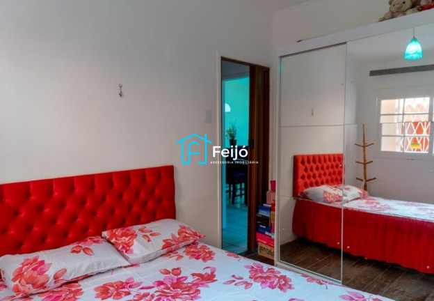 Imagem Casa com 3 Quartos à Venda, 197 m² em Teresópolis - Porto Alegre Imagem Casa com 3 Quartos à Venda, 197 m² em Teresópolis - Porto Alegre