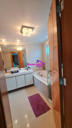 Imagem Casa com 4 Quartos à Venda, 342 m² em Jacarepagua - Rio De Janeiro Imagem Casa com 4 Quartos à Venda, 342 m² em Jacarepagua - Rio De Janeiro
