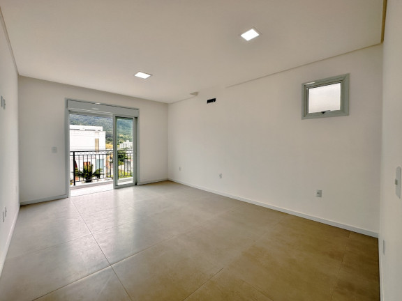 Imagem Casa com 3 Quartos à Venda, 360 m² em Pedra Branca - Palhoça