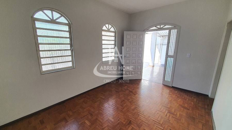 Imagem Casa com 3 Quartos à Venda, Imagem Casa com 3 Quartos à Venda,