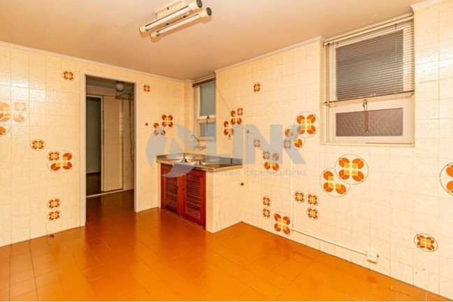 Imagem Apartamento com 3 Quartos à Venda, 76 m² em Mont Serrat - Porto Alegre Imagem Apartamento com 3 Quartos à Venda, 76 m² em Mont Serrat - Porto Alegre