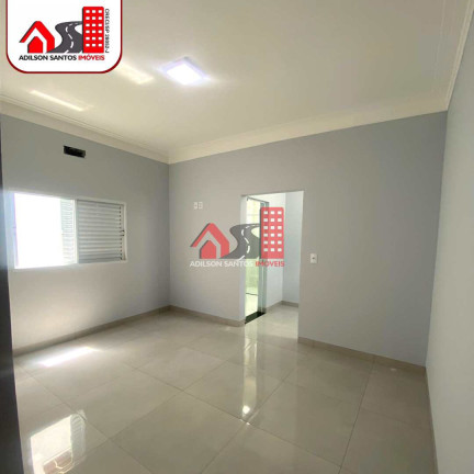 Imagem Casa com 3 Quartos à Venda, 250 m² em Jardim Kanebo - Pirassununga