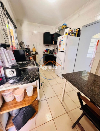 Imagem Casa com 3 Quartos à Venda, 220 m² em Jardim Cristina - Mogi Guaçu Imagem Casa com 3 Quartos à Venda, 220 m² em Jardim Cristina - Mogi Guaçu