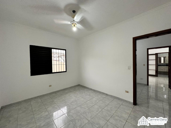 Imagem Sobrado com 4 Quartos para Alugar, 127 m² em Centro - Ubatuba