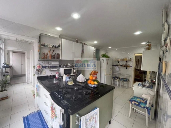 Imagem Apartamento com 3 Quartos à Venda, 221 m²