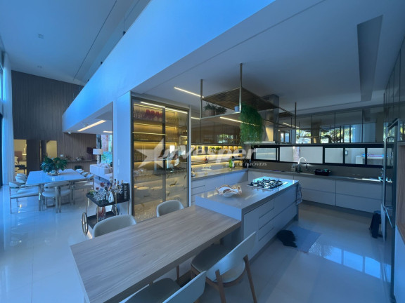 Imagem Sobrado com 5 Quartos à Venda, 430 m² em Residencial Alphaville Flamboyant - Goiânia