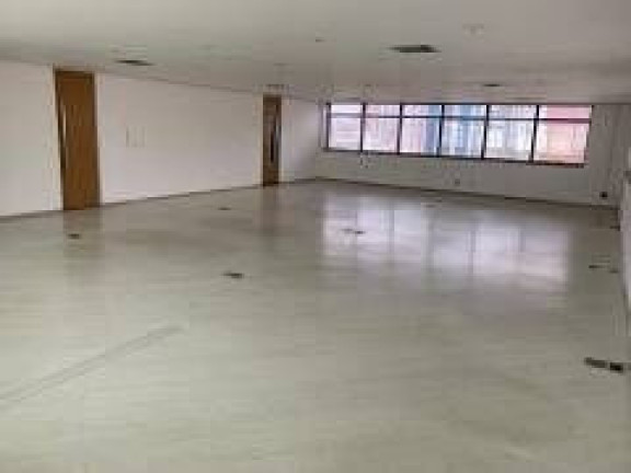 Sala Comercial à Venda, 271 m² em Chácara Santo Antônio (zona Sul) - São Paulo
