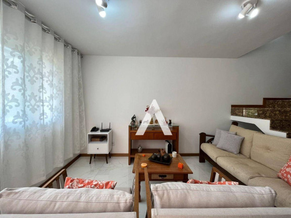 Imagem Casa com 4 Quartos à Venda, 146 m² em Carlos Guinle - Teresópolis Imagem Casa com 4 Quartos à Venda, 146 m² em Carlos Guinle - Teresópolis