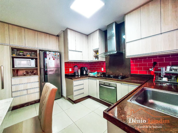 Imagem Casa com 4 Quartos à Venda, 280 m² em Todos Os Santos - Montes Claros Imagem Casa com 4 Quartos à Venda, 280 m² em Todos Os Santos - Montes Claros