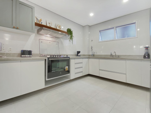 Imagem Apartamento com 3 Quartos à Venda, 219 m² em Enseada - Guarujá Imagem Apartamento com 3 Quartos à Venda, 219 m² em Enseada - Guarujá