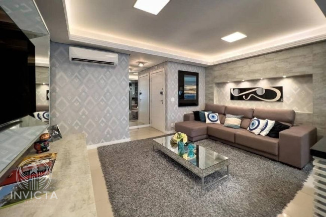Imagem Apartamento com 3 Quartos à Venda, 200 m² em Centro - Balneário Camboriú