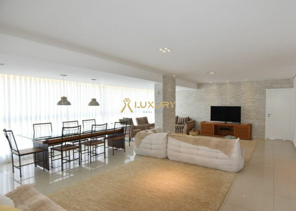 Imagem Imóvel com 4 Quartos à Venda, 137 m² em Vila Da Serra - Nova Lima Imagem Imóvel com 4 Quartos à Venda, 137 m² em Vila Da Serra - Nova Lima